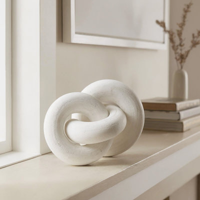 White Wood Chain Link Decor for Coffee Tables and Bookshelves
