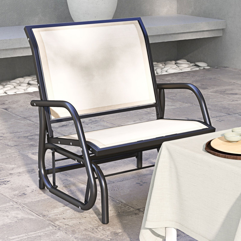 Fauteuil oscillant Outsunny (excluant la table)