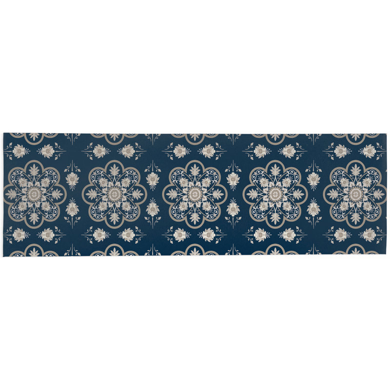 Skye Area Rug, Runner 2'6" x 8'