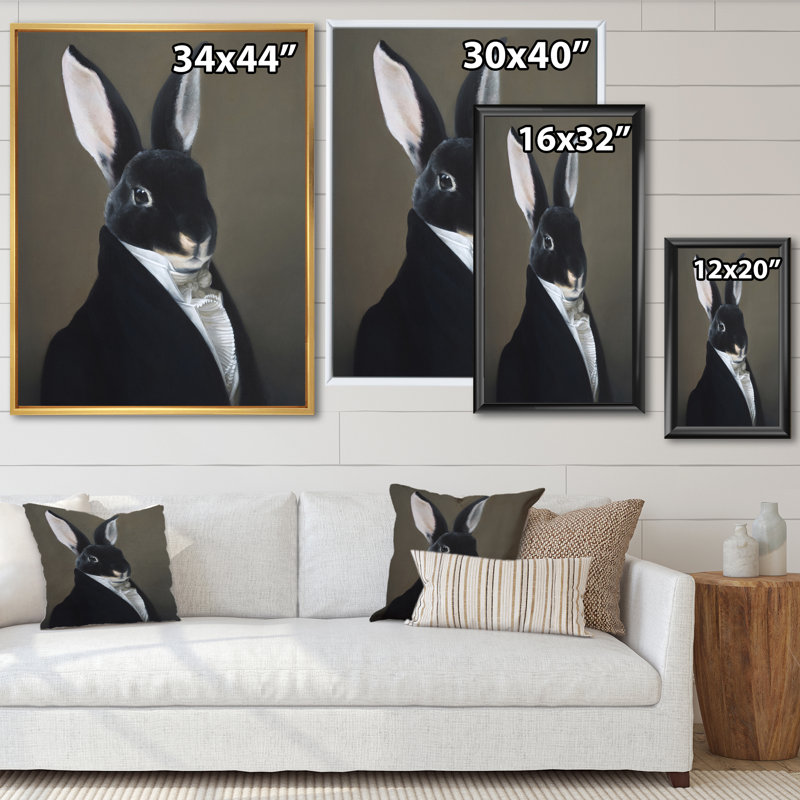 Portrait d'un lapin habillé - Peinture sur toile, Cadre flottant doré, H 44 po x l 34 po x P 1,5 po