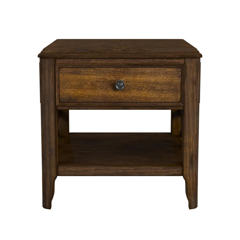 Gordonville End Table in Cherry