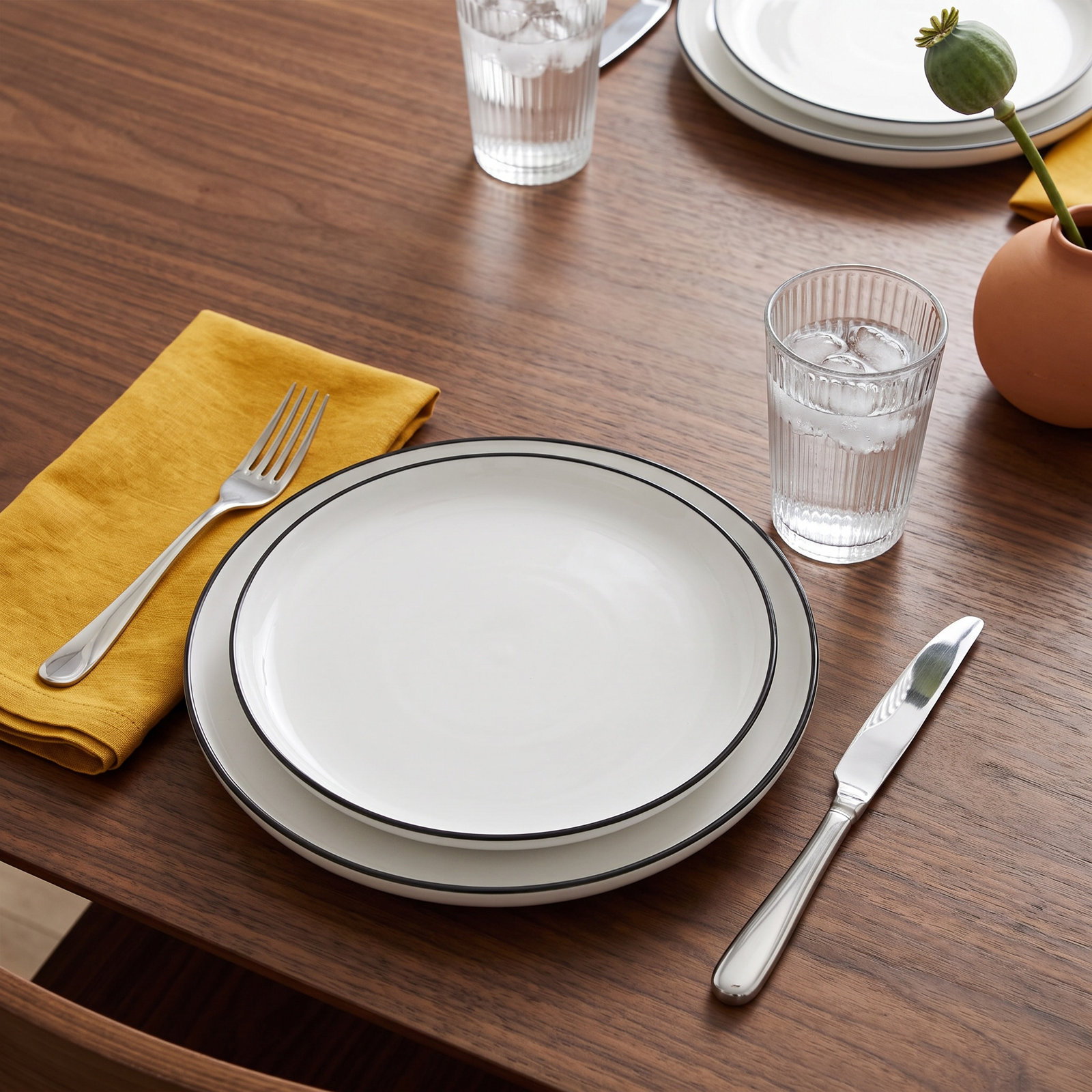 Oslo 11" Porcelain Dinner Plate