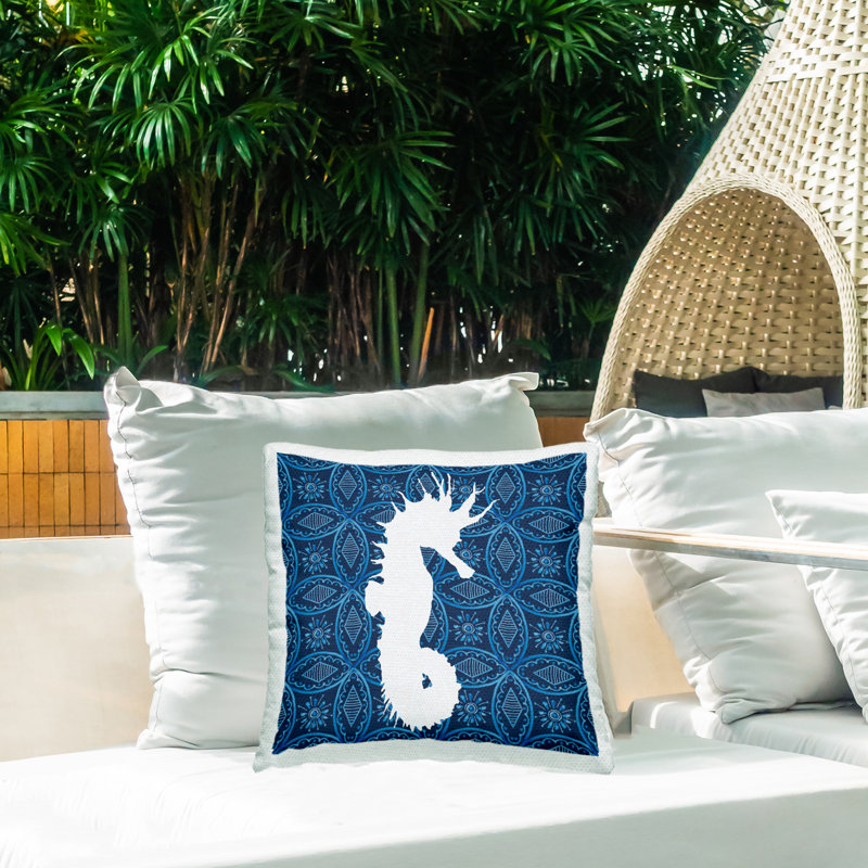 Coussin d'extérieur imprimé Seahorse Seahorse par Carol Robinson