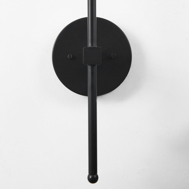 1 - Light Wallchiere