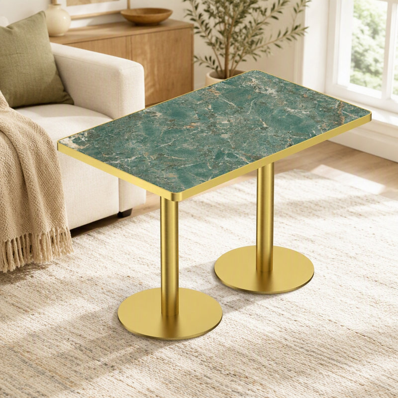 Table de salle à manger Tulipe, plateau en pierre frittée avec impression luxueuse imitation marbre, piètement en acier inoxydable, surface résistante aux égratignures et à l'usure, imperméable, convient aux restaurants aménagés.