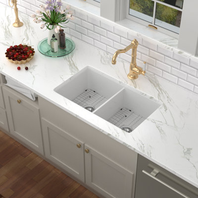32" L ×19" W Double Bowl Undermount Ceramic Kitchen Sink with Bottom Grid and Strainer