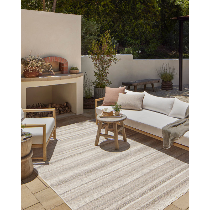 Ivory and Dove Striped Indoor/Outdoor Polypropylene Rug 3'9" x 5'9"