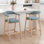 Tabouret de bar contemporain rembourré avec pieds en bois et dossier incurvé