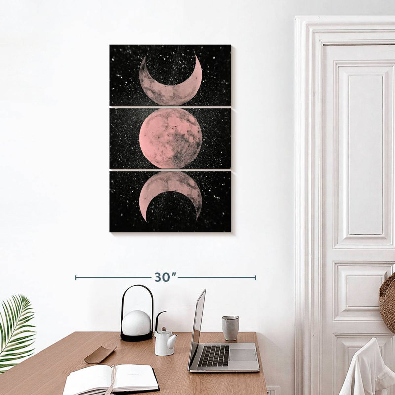 Symbole de la lune rose, H 32 po x l 20 po