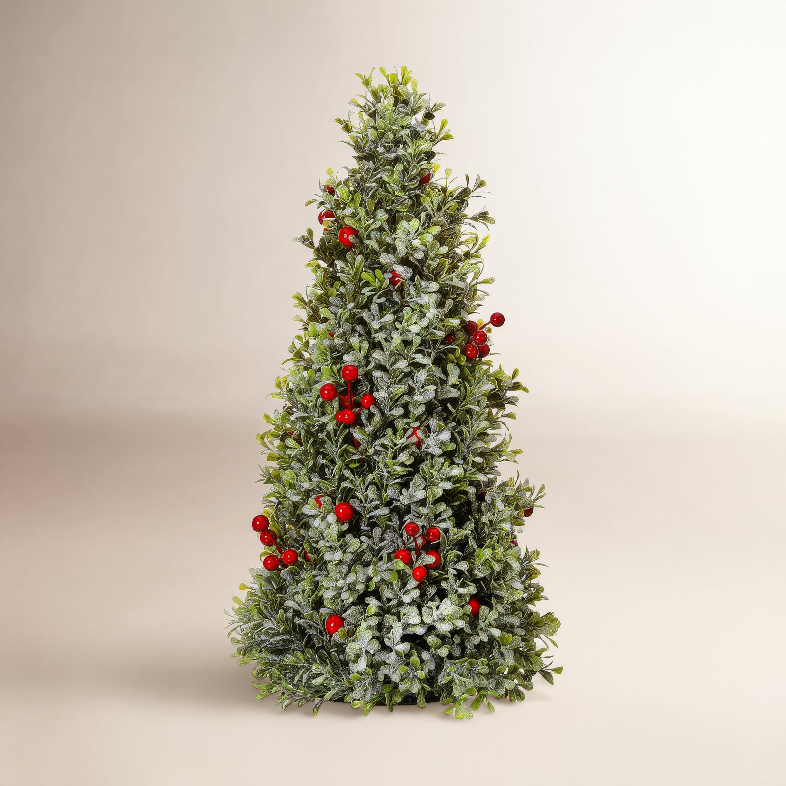18" Boxwood Topiary, 18" H x 9" W x 9" D