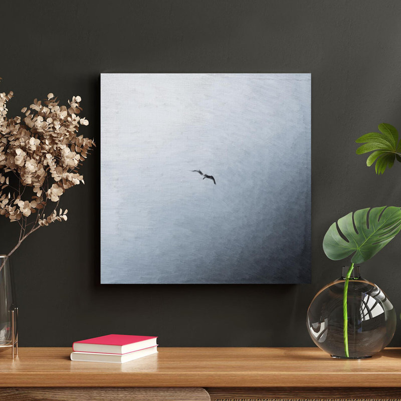 Bird Flying - 1 pièce, impression sur toile tendue, H 16 po x l 16 po x P 2 po