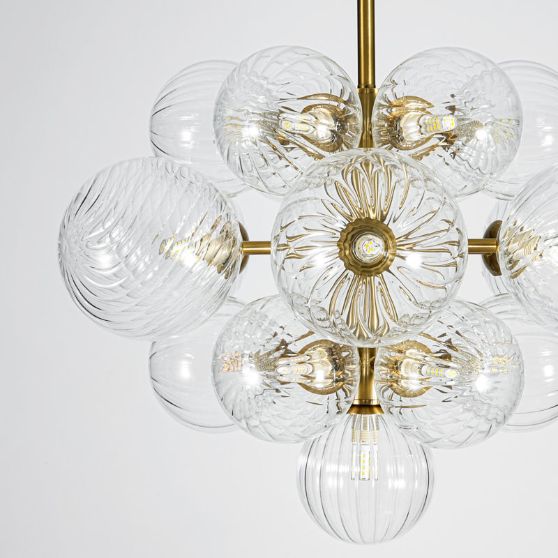 Lustre moderne en verre à niveaux gradués à 19 lumières Scituate, Clair