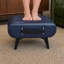 Tabouret en cuir de haute qualité, équipé de poignées portables et de pieds en métal; Repose-pieds carré moderne et minimaliste avec espace de rangement caché, disponible en plusieurs couleurs, convenant au salon-132900153