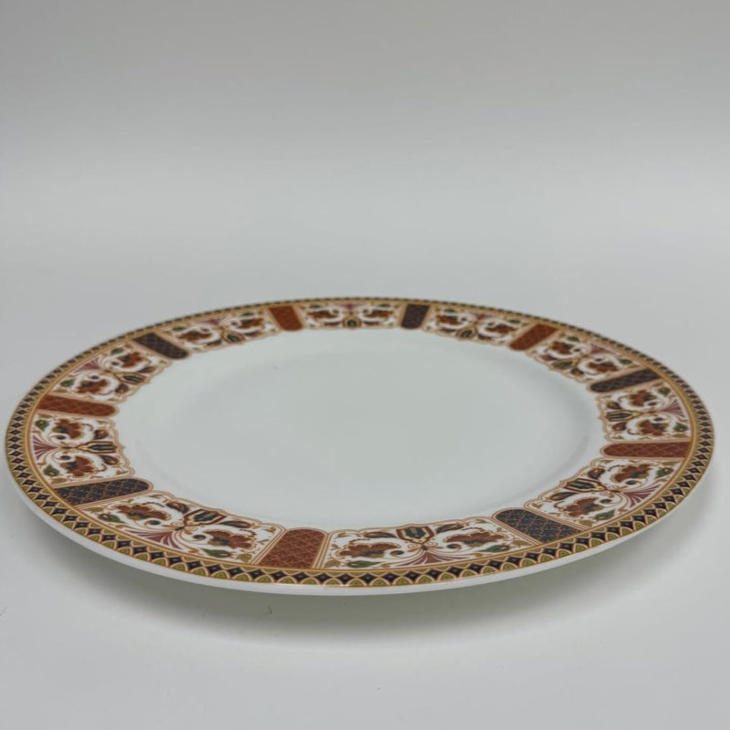 Assiette en porcelaine de 12,5 po Victoria Bella Imari