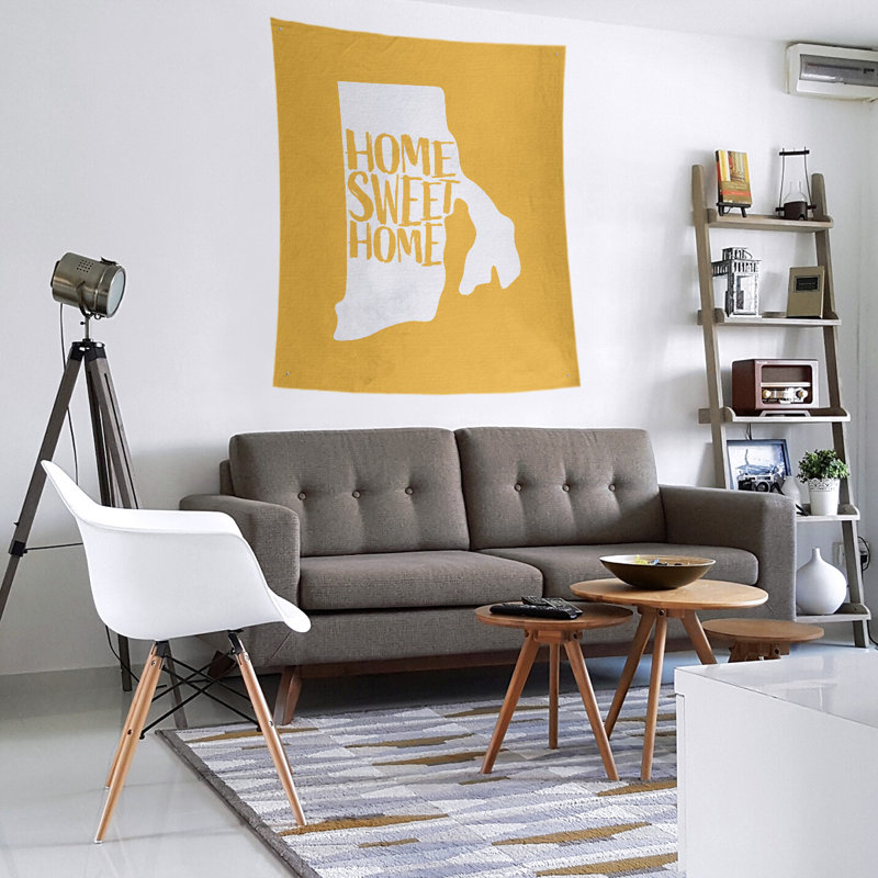 Tapisserie murale Home Sweet Rhode Island, H 104 po x l 88 po, Jaune