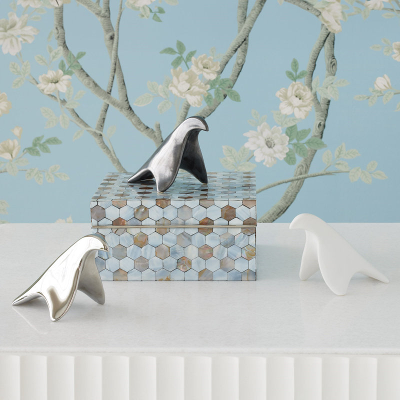 Les Animaux-Colombe, Matte White