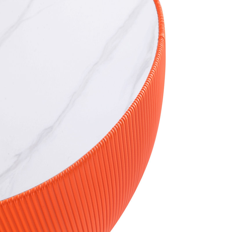 Table basse en orange