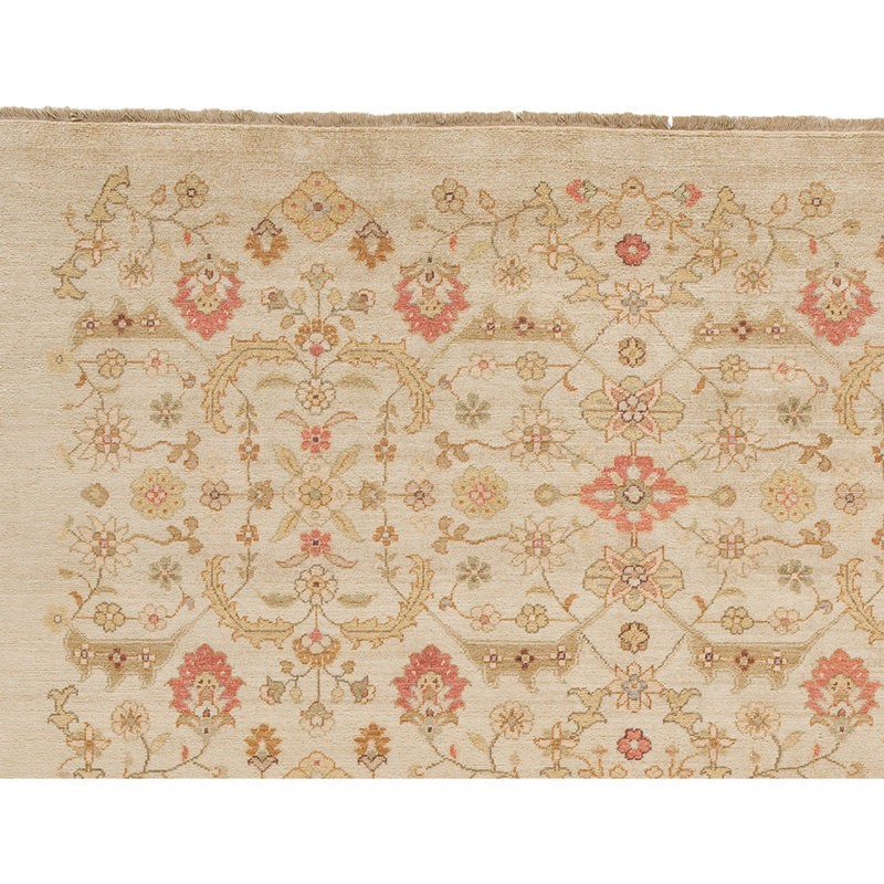 Wool Floral Area Rug in Tan/Red/Green, Rectangle 6' x 9'