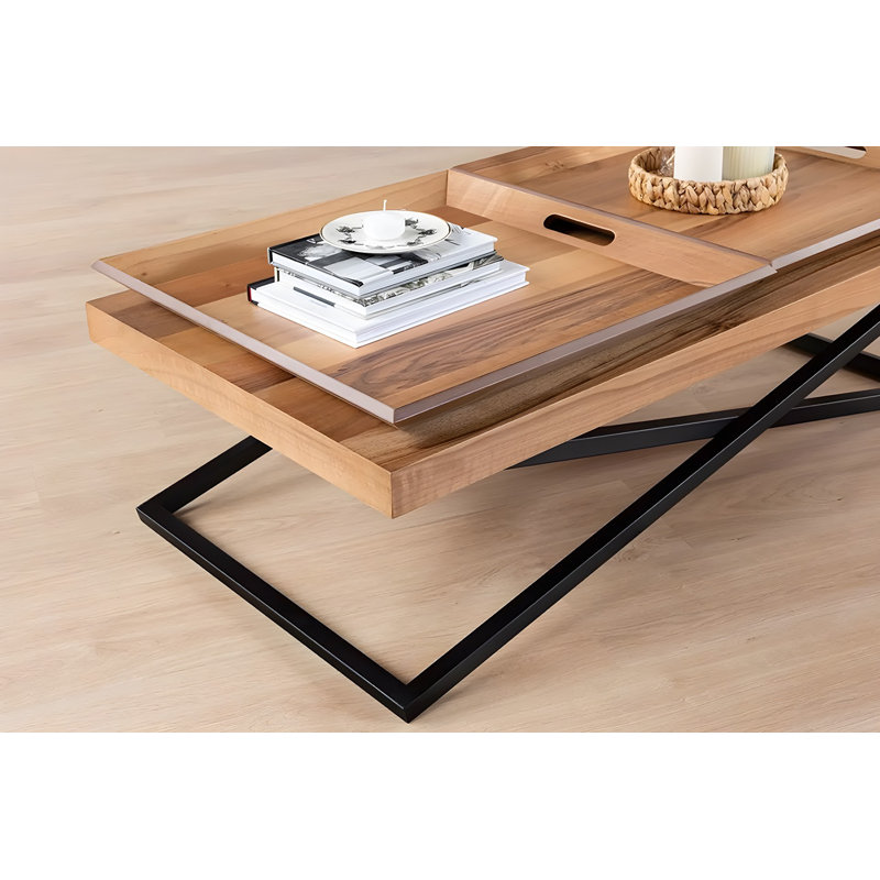 Table basse à pieds croisés