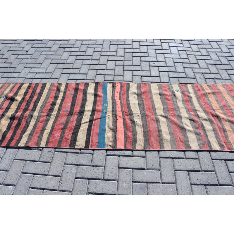 Superbe chemin de table kilim turc rétro idéal pour les escaliers et le couloir dans un élégant design tribal noir