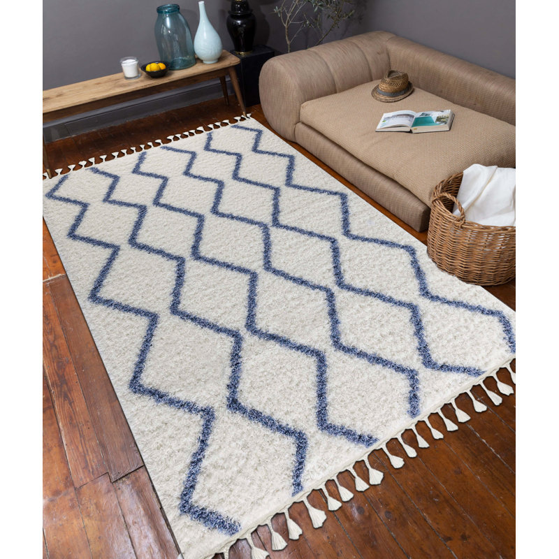 Soobin Geometric Indoor Rug, Rectangle 5'3" x 7'7"