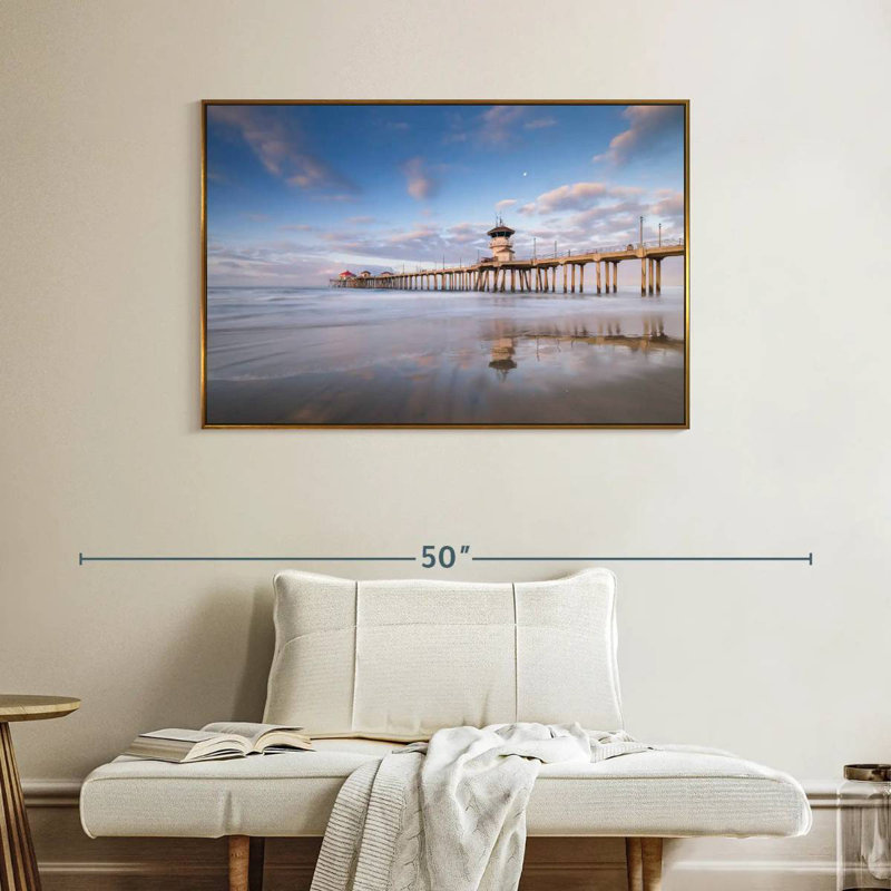 Coastal Huntington Pier, Cadre flottant doré, 40 po x 27 po