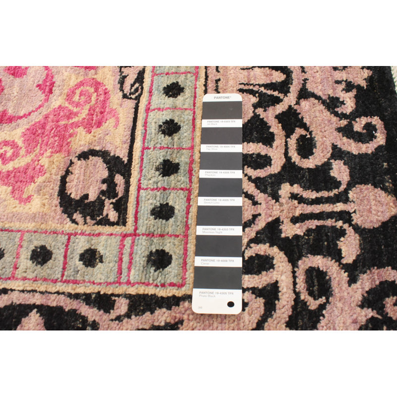 Tapis décoratif en laine de conception unique en laine noué à la main de conception unique 5 pi 2 po x 6 pi 10 po Casilde New Age Lahore