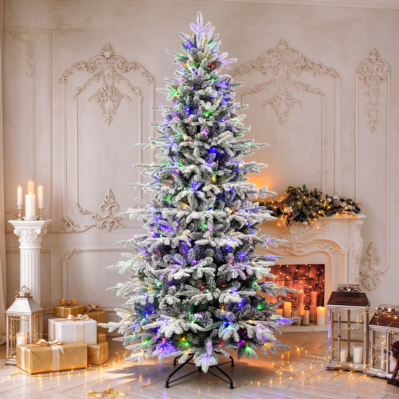 Sapin de Noël artificiel floqué et préilluminé avec lumières DEL bicolores – blanc chaud et multicolore, H 6 pi