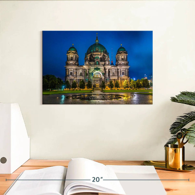 Historic Berlin Cathedral, 8" H x 12" W