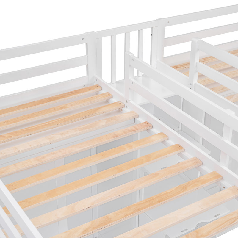 Lit mezzanine double avec placards et escalier