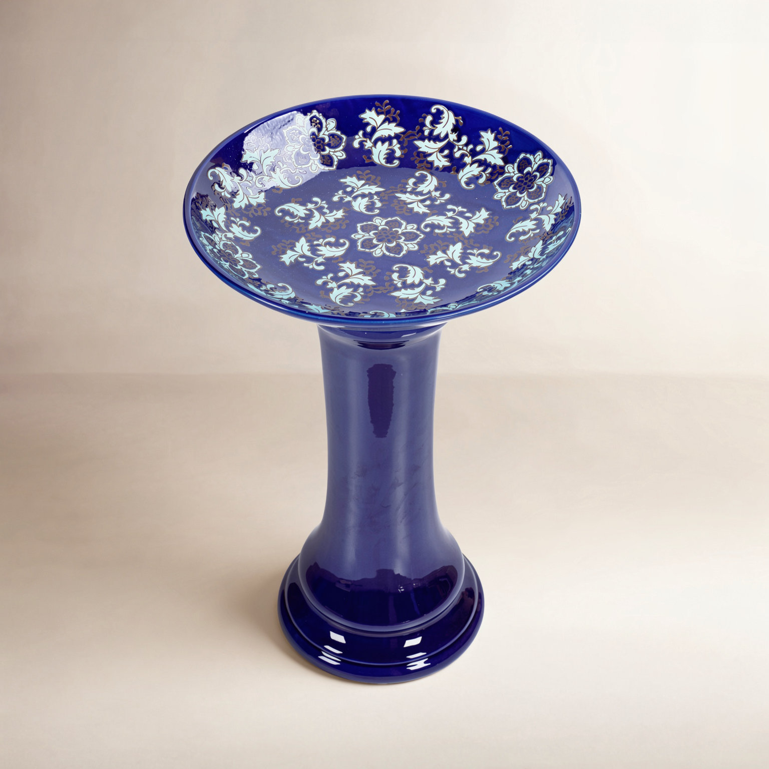 Manolete Birdbath