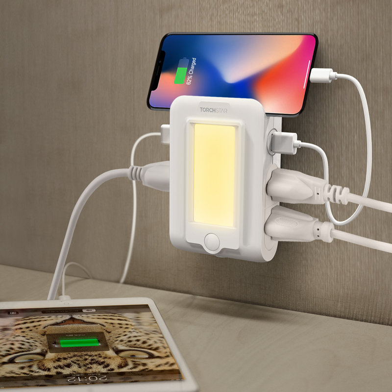 Veilleuse à DEL à brancher avec rallonge multi-prises, 2 ports USB et 4 séparateurs de prises CA