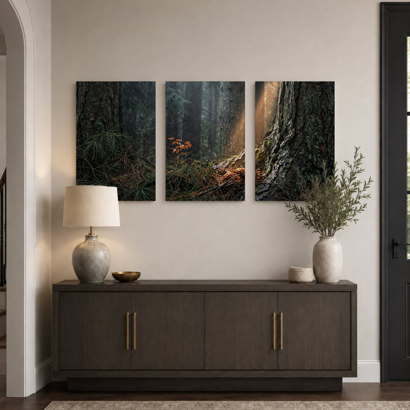 Rayon de soleil à travers la forêt brumeuse avec des arbres de pin moussus, ensemble de 3 toiles, 18"H x 12"W x 3pcs
