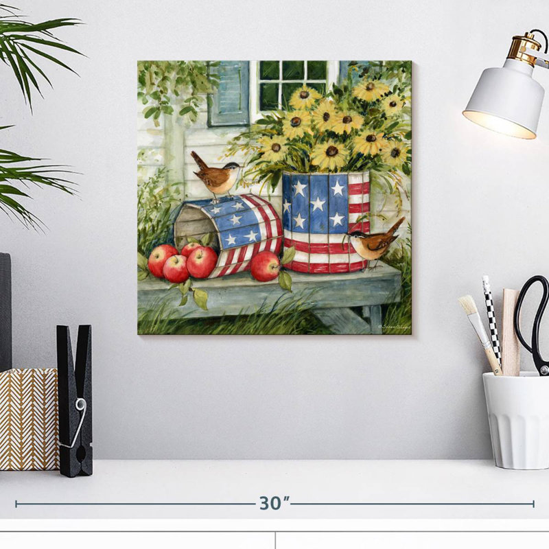 Lelar Old Glory II, 16" H x 16" W