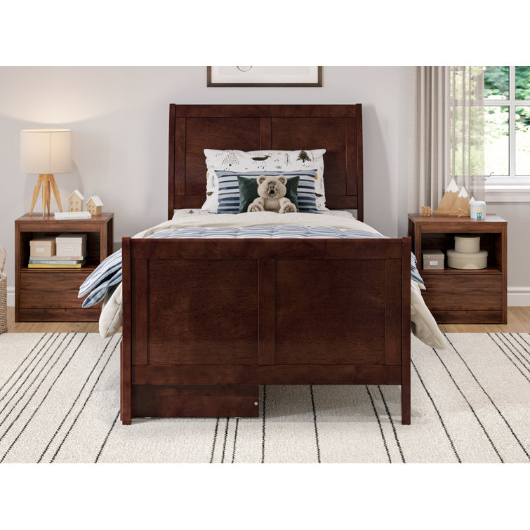 https://assets.wfcdn.com/im/90083566/resize-h755-w755%5Ecompr-r85/2859/285996727/Fitzsimmons+Solid+Wood+Sleigh+Storage+Platform+Bed+with+Matching+Footboard+and+Under+Bed+Drawers.jpg