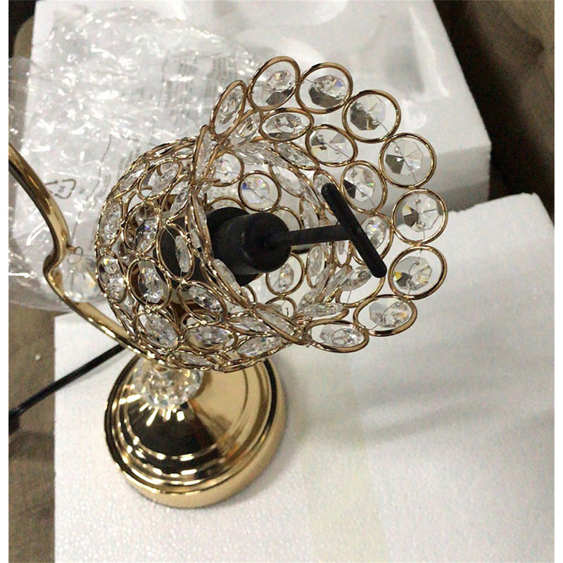Lampe de table en métal or rose 18,75 "Trompette Glam