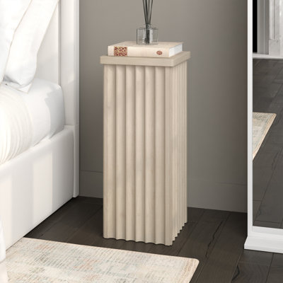 Table d'appoint Bourne 10,75 po