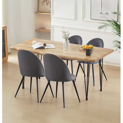 Mose 4 - Person Dining Set