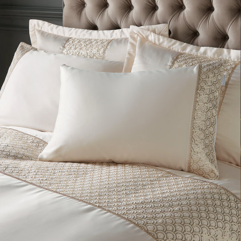 Deco Sequin Duvet Cover Set, Kingsize Duvet Cover + 2 Standard Pillowcases, Gold