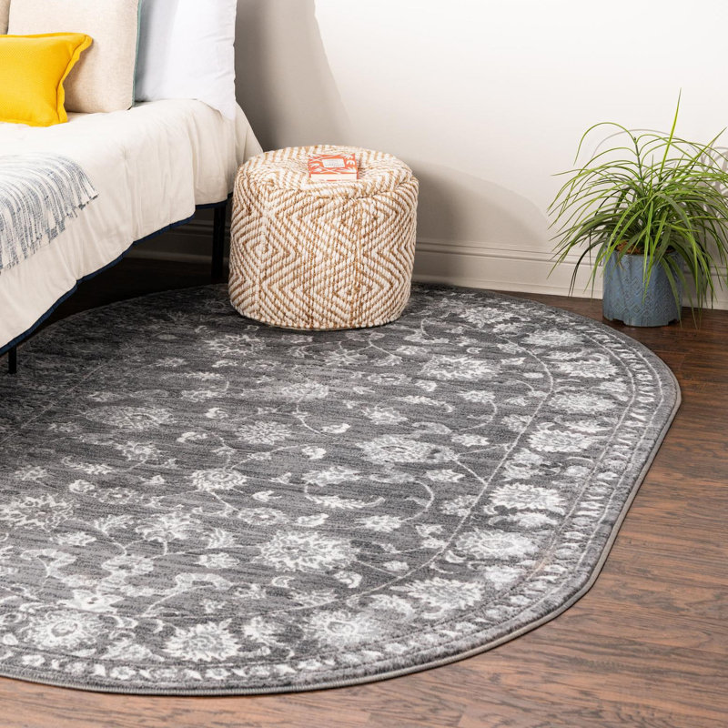 Musselman Rug, Oval 3'3" x 5'3", Gray