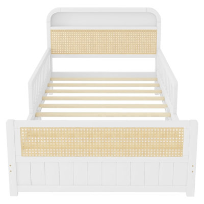 Structure de lit en rotin avec lumières DEL et tête de lit avec rangement, lit plateforme avec barrières de sécurité pour enfants, blanc (date d’arrivée prévue le 2026/5/25)