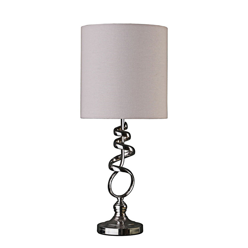 Lampe de table élégante en métal chromé avec abat-jour tambour blanc cassé, idéale
