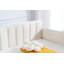 Lit de jour simple rembourré en velours beige, dossier capitonné nervuré, lit de jour au design somptueux et moderne, confort en mousse aux teintes riches