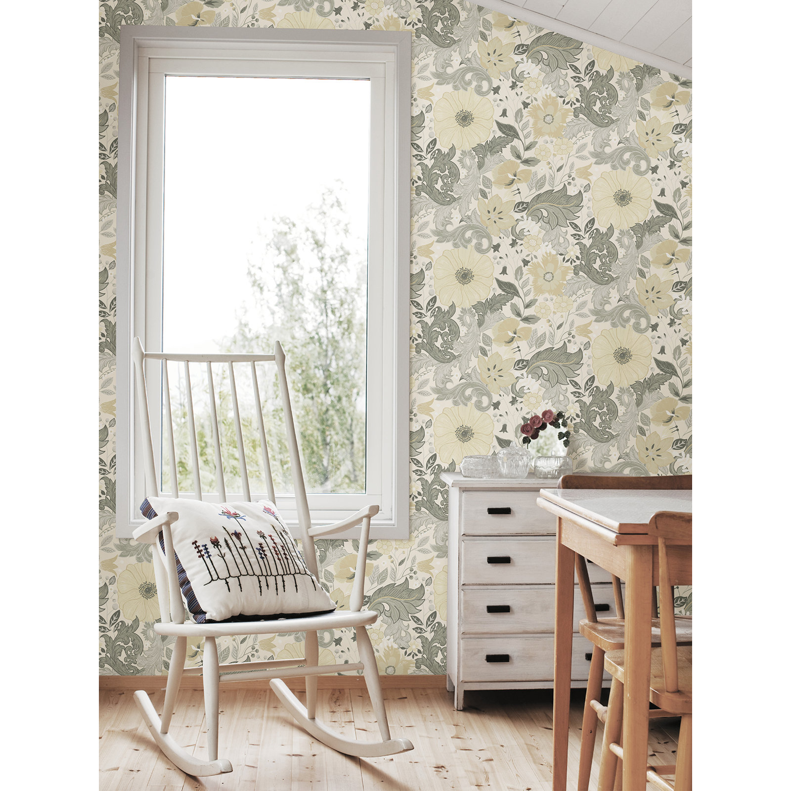 Adamo Floral Wallpaper, White/Gray