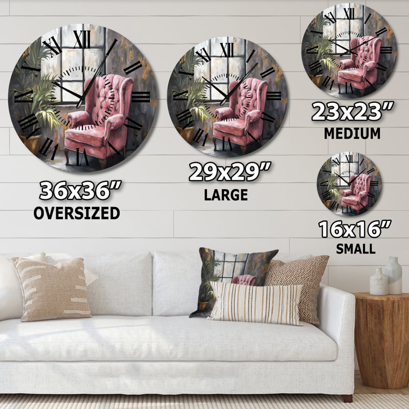 Fauteuil en velours près de la fenêtre pluvieuse - Horloge murale moderne silencieuse en métal, Médium