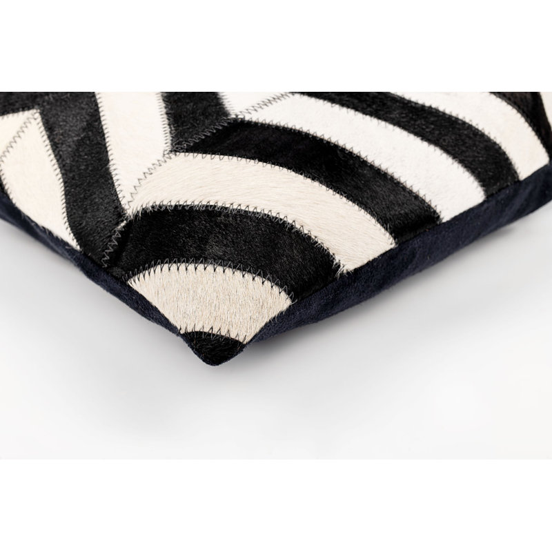 Lumbar Indoor/Outdoor Pillow Cover & Insert