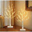 2 pièces d'arbre de table à piles avec décorations de Noël pour foyer