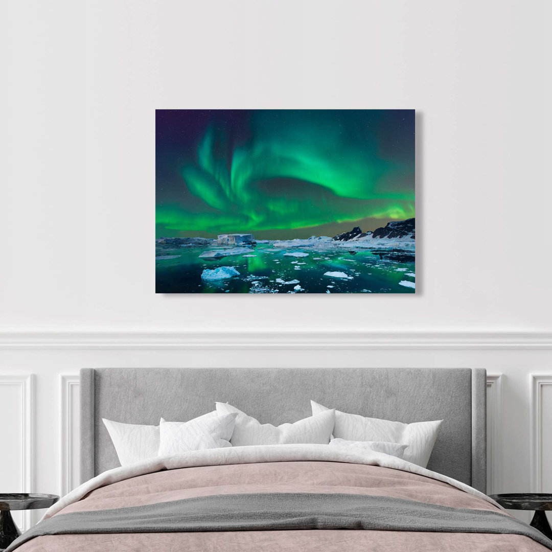 Aurora Borealis, Island von Pangea - Kunstdrucke auf Leinwand