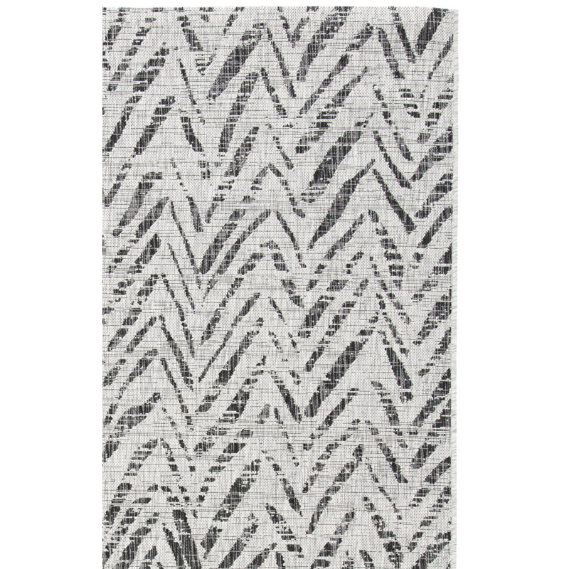 Tapis d'intérieur / extérieur Smeltertown Performance Chevron, Rectangle 5 pi 5 po x 7 pi 7 po