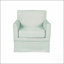 Fauteuil d'appoint intemporel avec housse amovible, avec accoudoirs classiques et base à jupe, idéal pour une assise élégante et confortable.